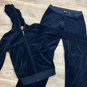 Juicy couture blue velvet track set